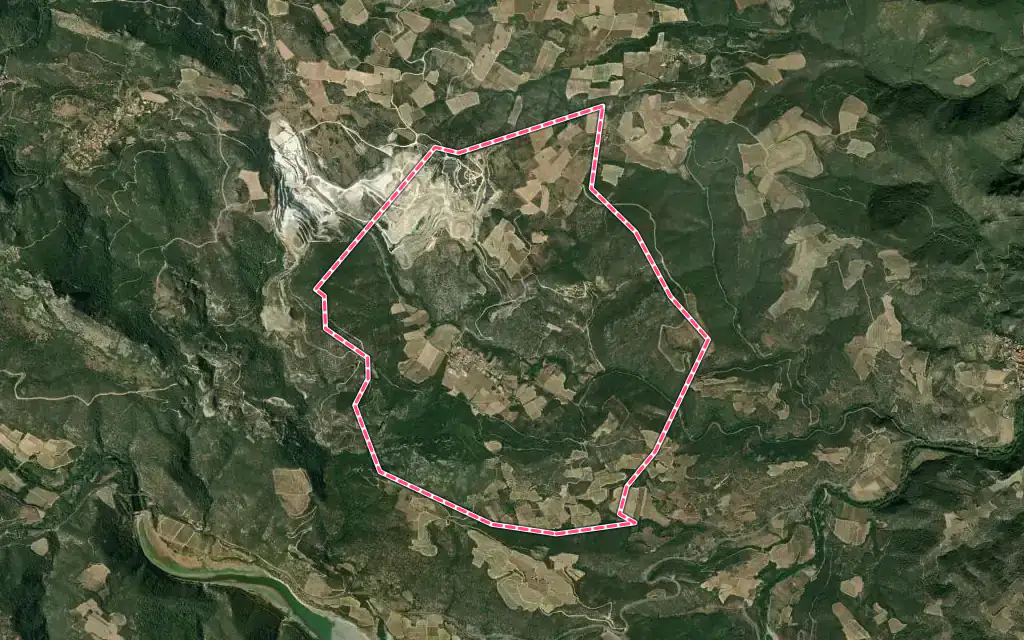Vue satellite de Lansac avec ses contours administratifs