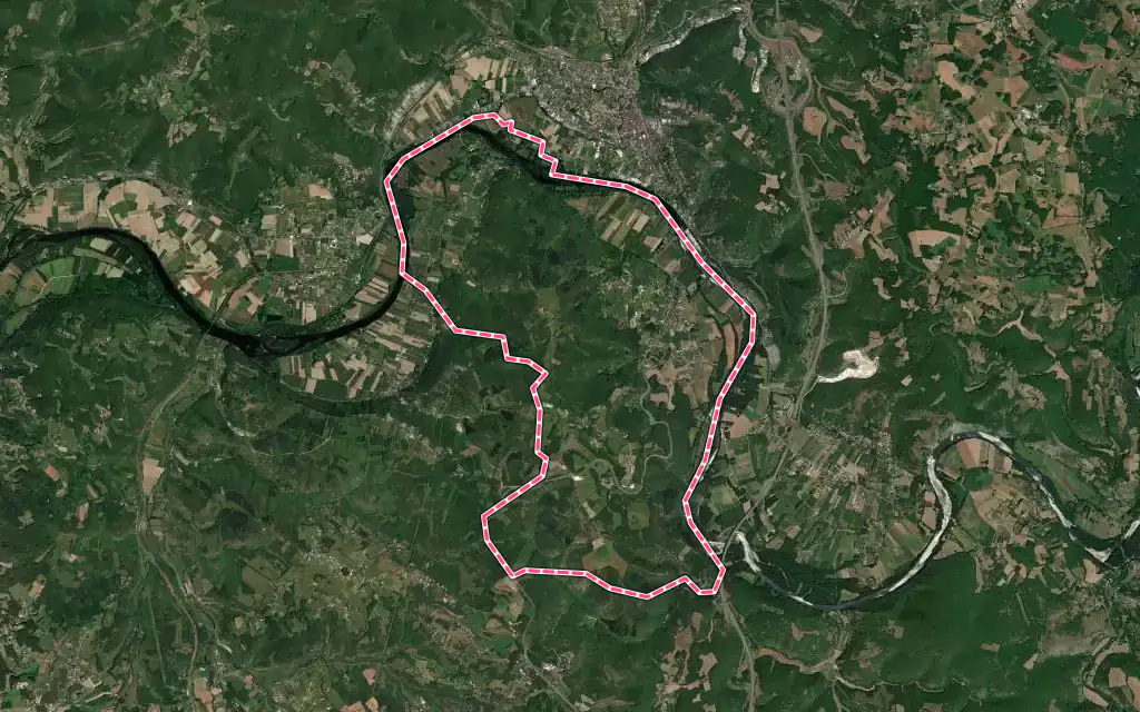 Vue satellite de Lanzac avec ses contours administratifs