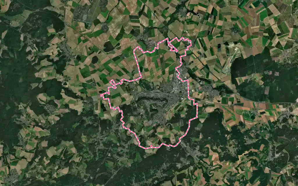 Vue satellite de Laon avec ses contours administratifs
