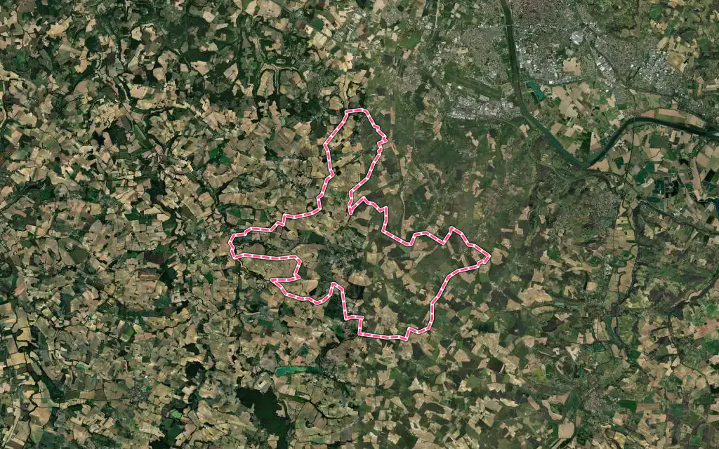 Vue satellite de Laplume avec ses contours administratifs
