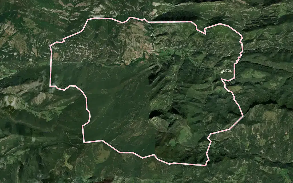 Vista satélite de la Pobla de Lillet con su contorno administrativo