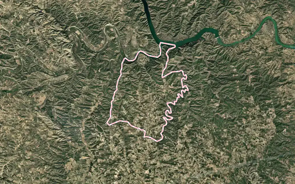 Vista satélite de la Pobla de Massaluca con su contorno administrativo