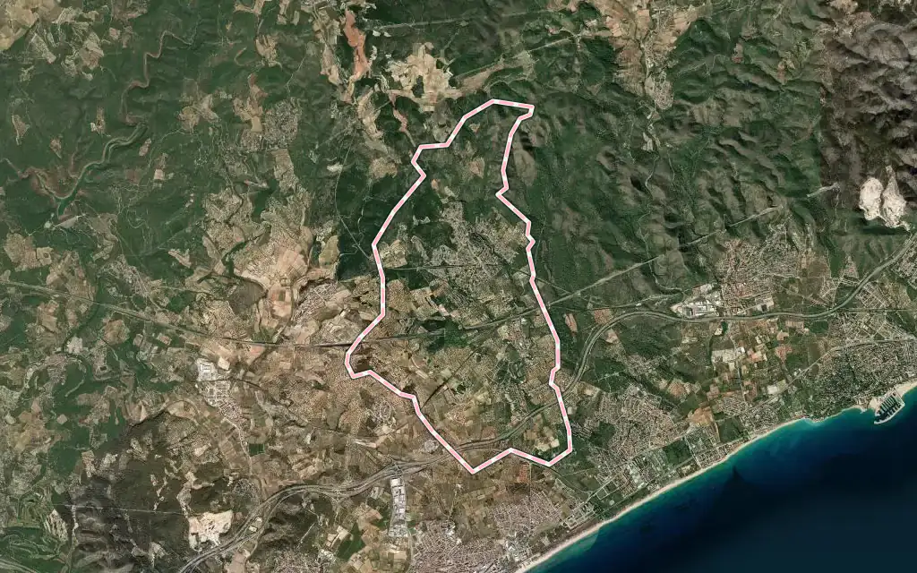 Vista satélite de la Pobla de Montornès con su contorno administrativo