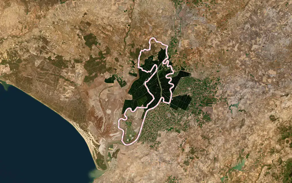 Vista satélite de La Puebla del Río con su contorno administrativo
