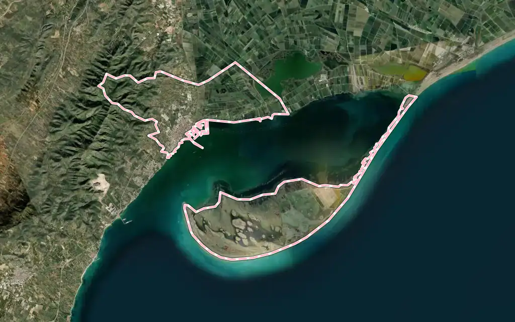 Vista satélite de la Ràpita con su contorno administrativo