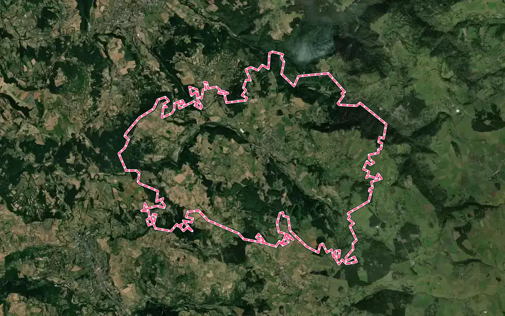 Vue satellite de Laussonne avec ses contours administratifs