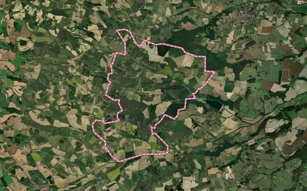 Vue satellite de Lautignac avec ses contours administratifs