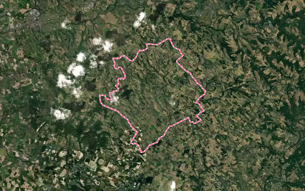 Vue satellite de Lautrec avec ses contours administratifs