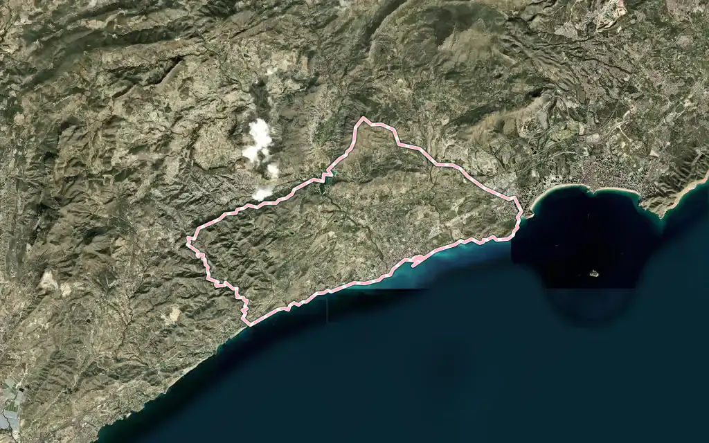 Vista satélite de la Vila Joiosa / Villajoyosa con su contorno administrativo