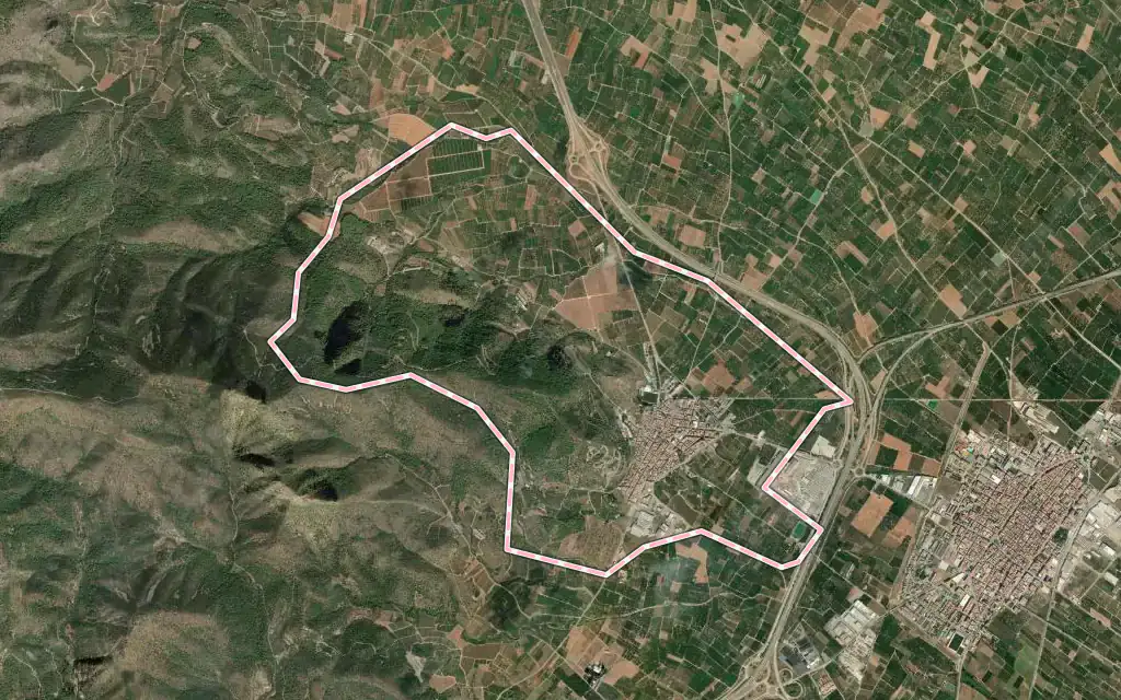 Vista satélite de la Vilavella con su contorno administrativo