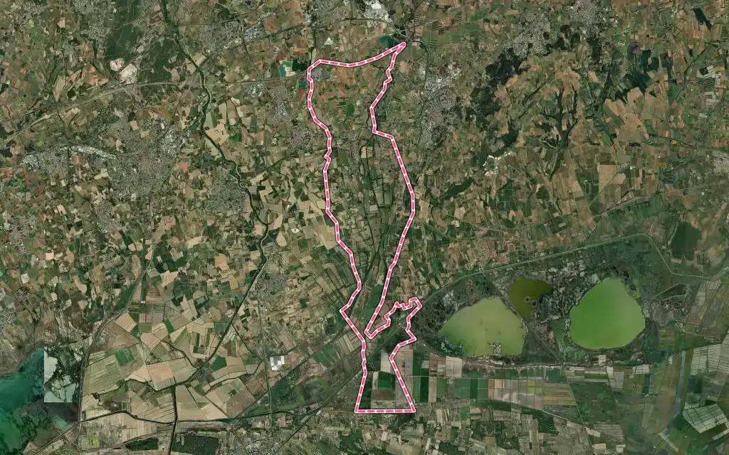 Vue satellite de Le Cailar avec ses contours administratifs