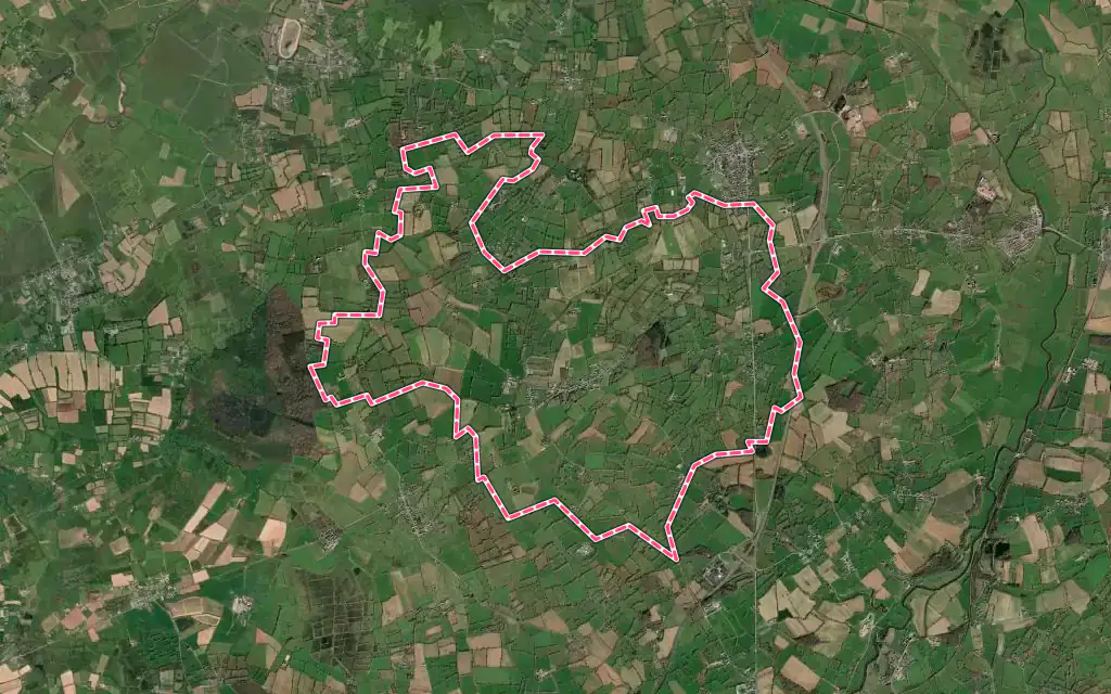 Vue satellite de Le Dézert avec ses contours administratifs