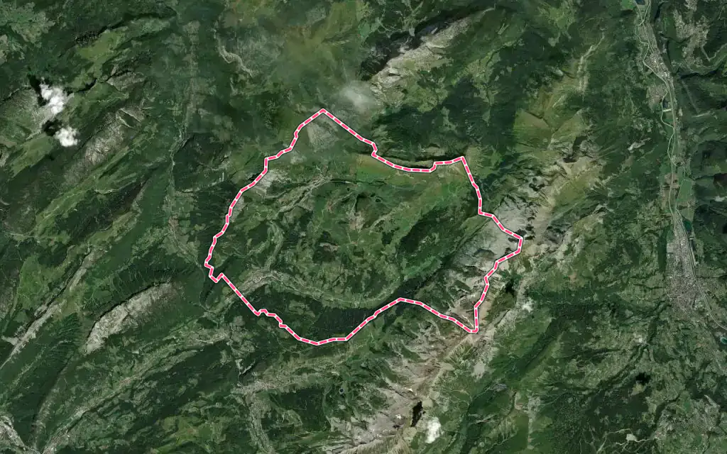 Vue satellite de Le Grand-Bornand avec ses contours administratifs