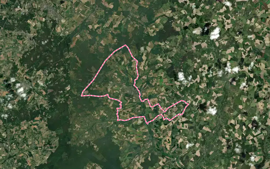 Vue satellite de Le Grand-Lucé avec ses contours administratifs