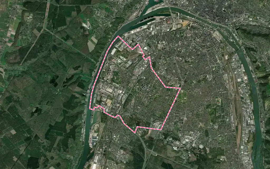 Vue satellite de Le Grand-Quevilly avec ses contours administratifs