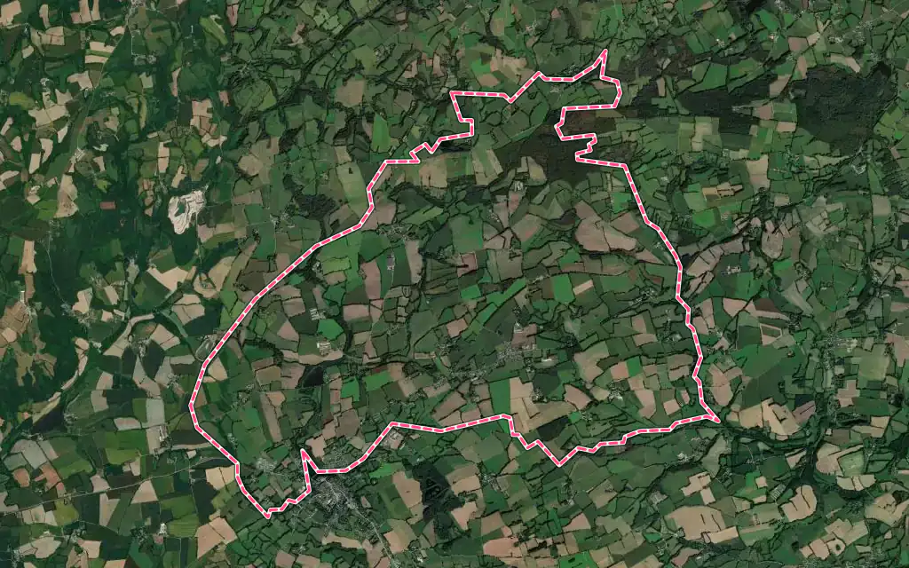 Vue satellite de Le Haut-Corlay avec ses contours administratifs