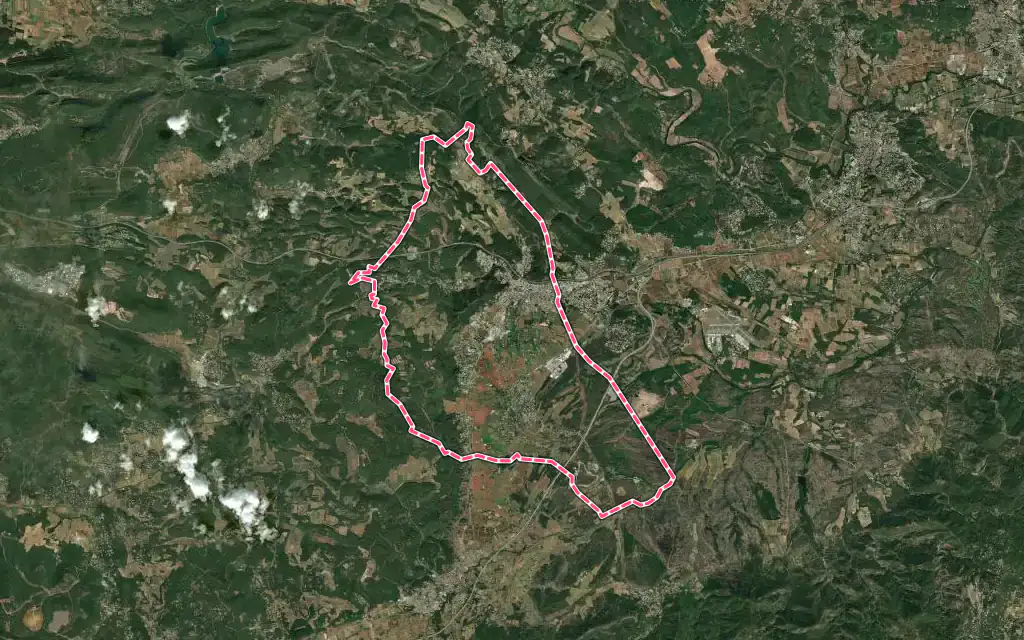Vue satellite de Le Luc avec ses contours administratifs