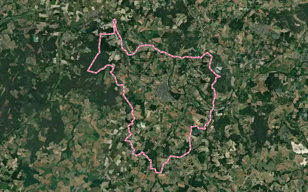 Vue satellite de Le Lude avec ses contours administratifs