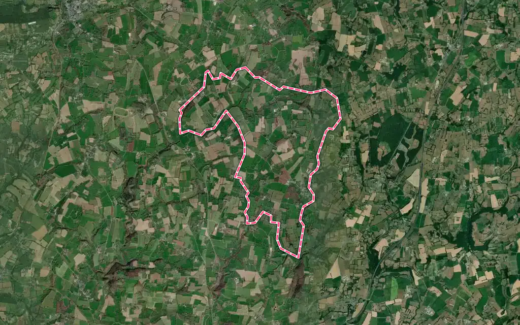 Vue satellite de Le Luot avec ses contours administratifs