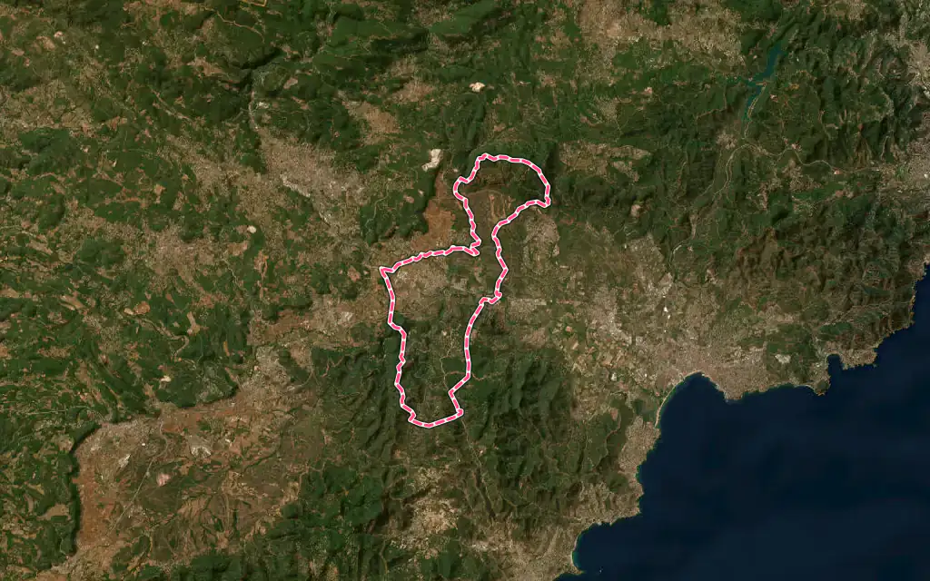 Vue satellite de Le Muy avec ses contours administratifs