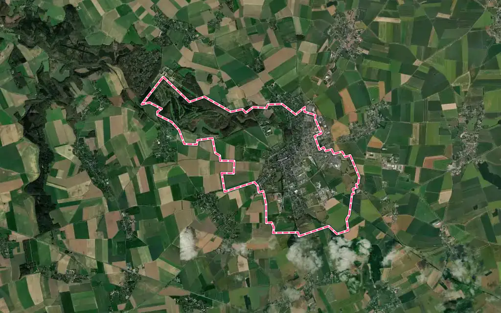 Vue satellite de Le Neubourg avec ses contours administratifs