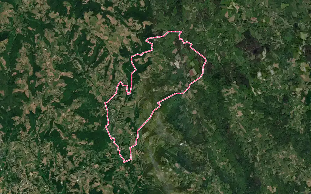 Vue satellite de Le Pescher avec ses contours administratifs