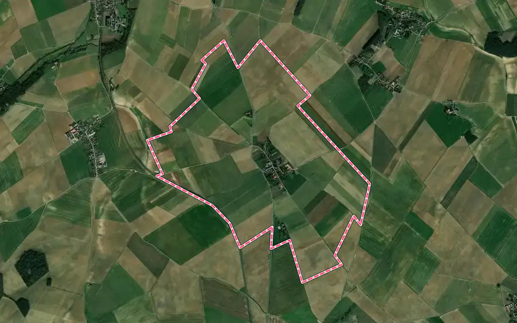 Vue satellite de Le Ployron avec ses contours administratifs