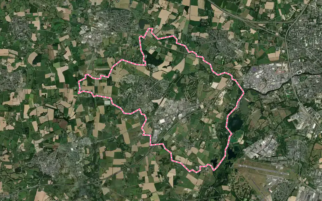 Vue satellite de Le Rheu avec ses contours administratifs