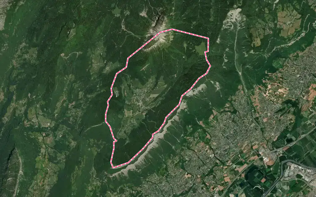 Vue satellite de Le Sappey-en-Chartreuse avec ses contours administratifs