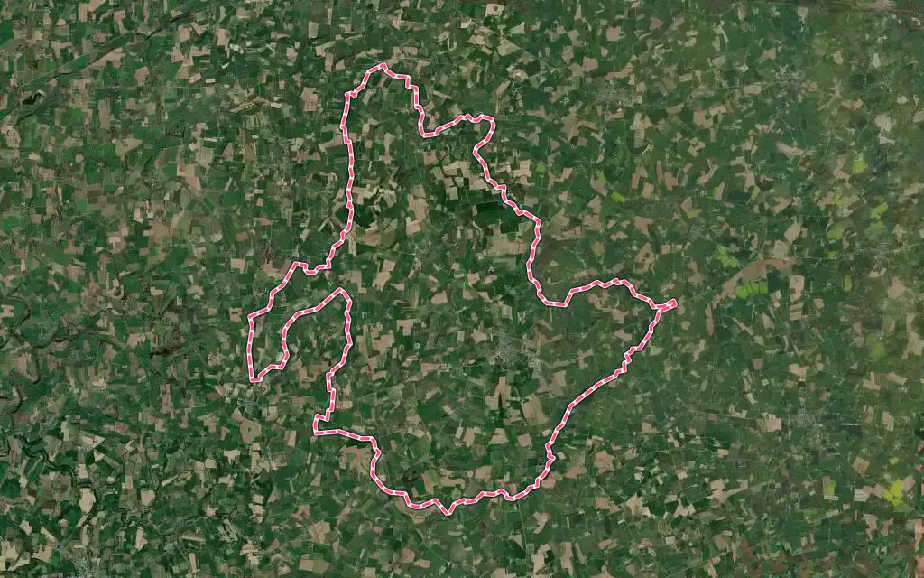 Vue satellite de Le Teilleul avec ses contours administratifs