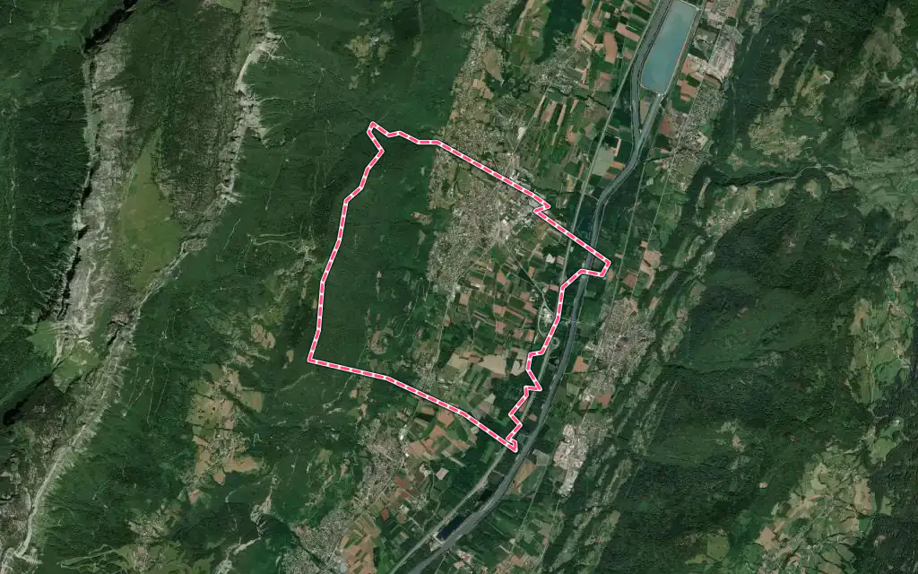 Vue satellite de Le Touvet avec ses contours administratifs