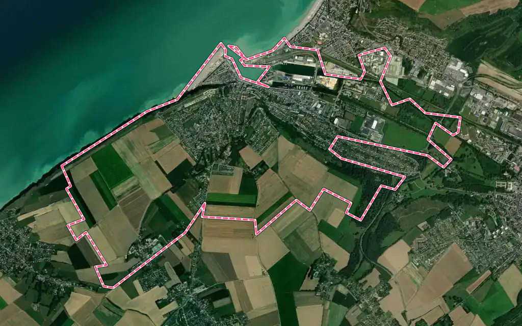 Vue satellite de Le Tréport avec ses contours administratifs