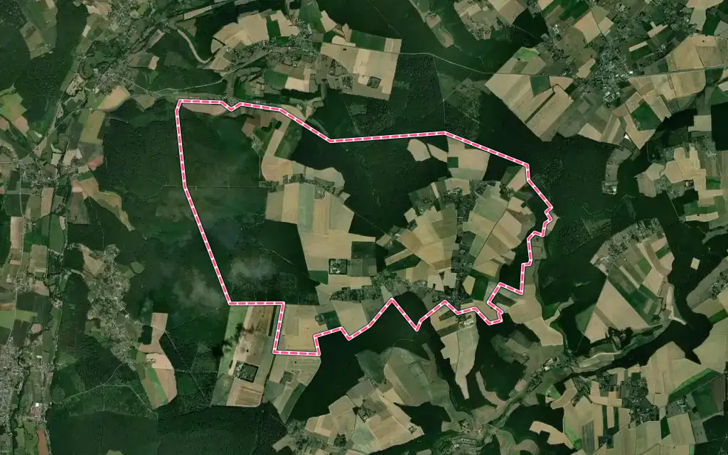 Vue satellite de Le Tronquay avec ses contours administratifs