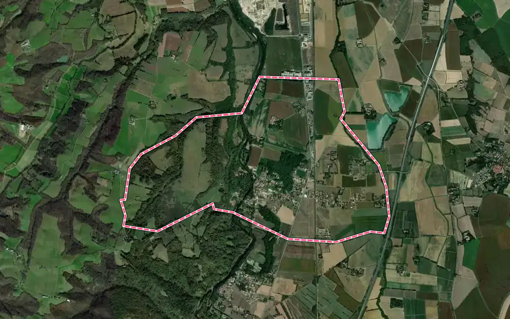 Vue satellite de Le Vernet avec ses contours administratifs