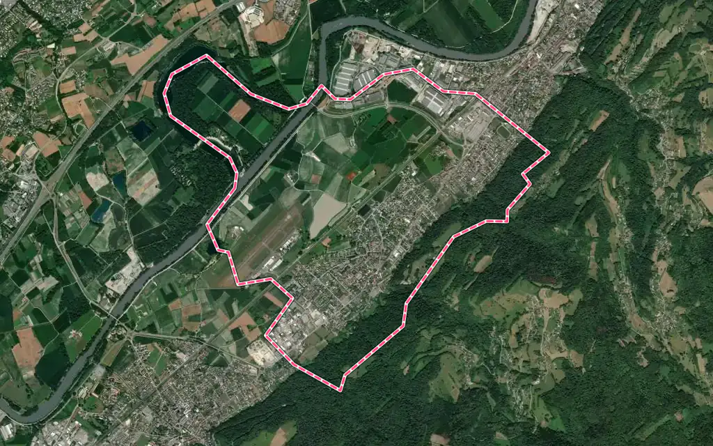 Vue satellite de Le Versoud avec ses contours administratifs