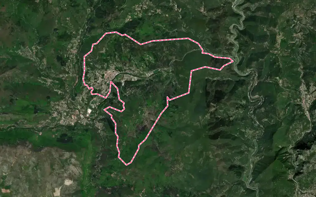 Vue satellite de Le Vigan avec ses contours administratifs