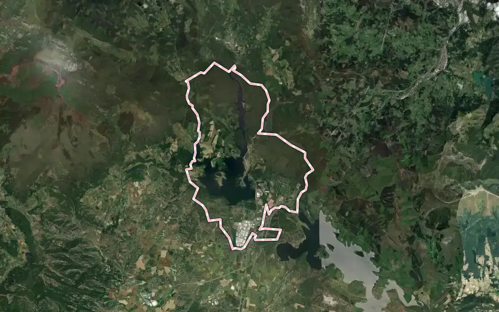 Vista satélite de Legutio con su contorno administrativo