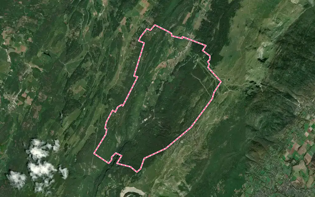 Vue satellite de Lélex avec ses contours administratifs