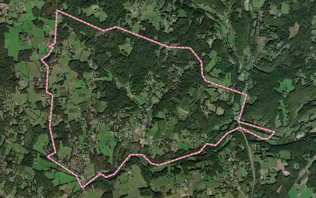 Vue satellite de Lembras avec ses contours administratifs