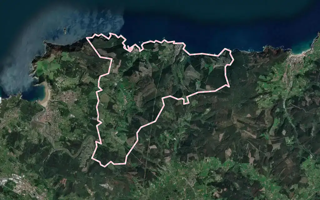 Vista satélite de Lemoiz con su contorno administrativo