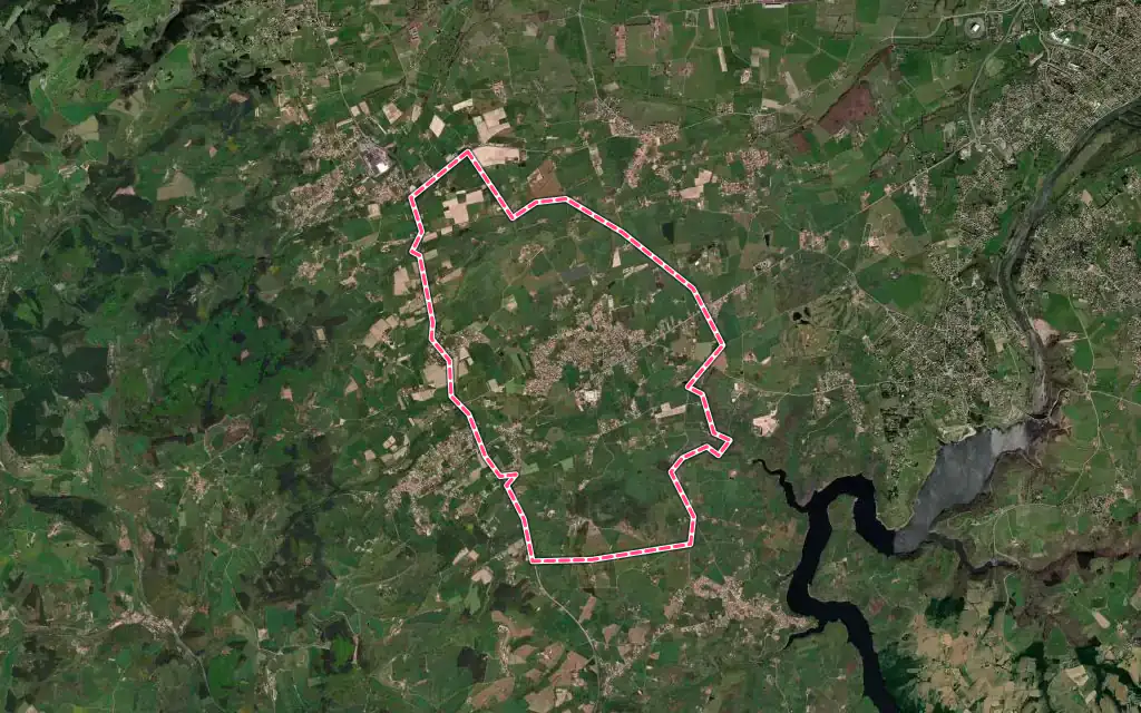 Vue satellite de Lentigny avec ses contours administratifs
