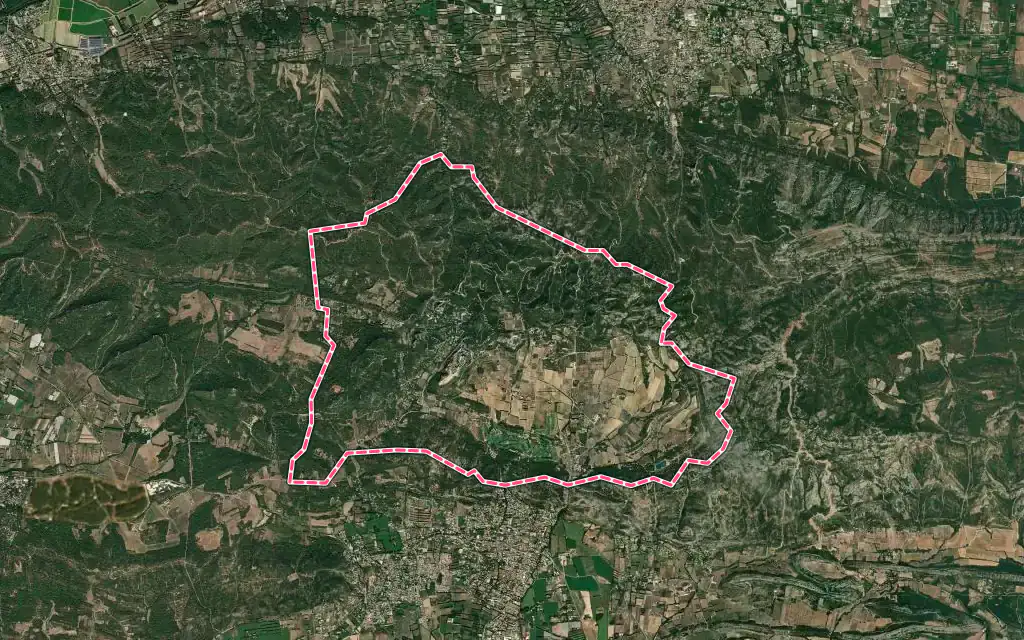 Vue satellite de Les Baux-de-Provence avec ses contours administratifs