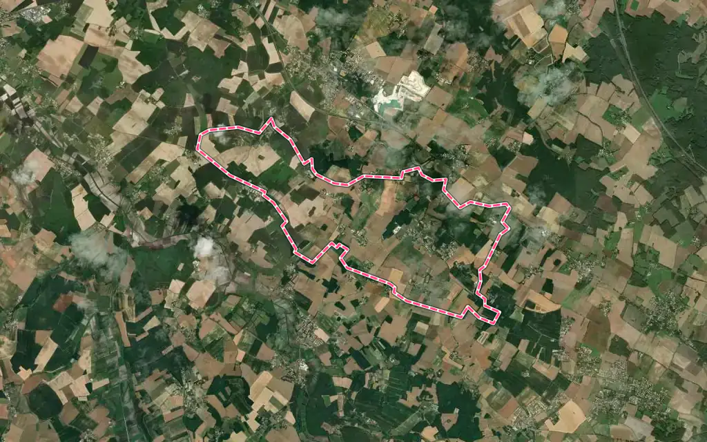 Vue satellite de Les Essards avec ses contours administratifs