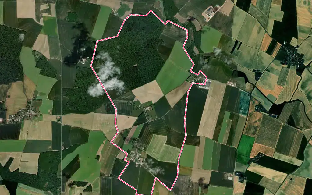 Vue satellite de Les Marêts avec ses contours administratifs