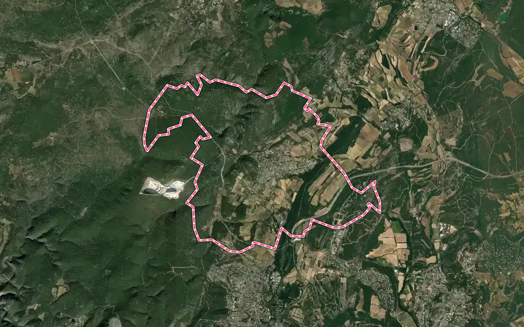 Vue satellite de Les Matelles avec ses contours administratifs