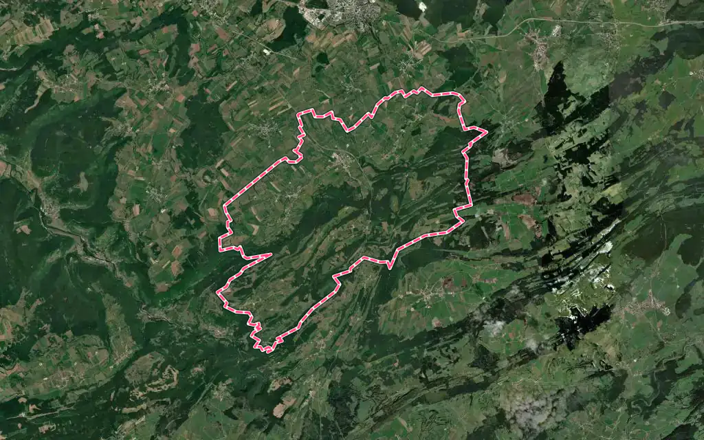 Vue satellite de Les Premiers Sapins avec ses contours administratifs