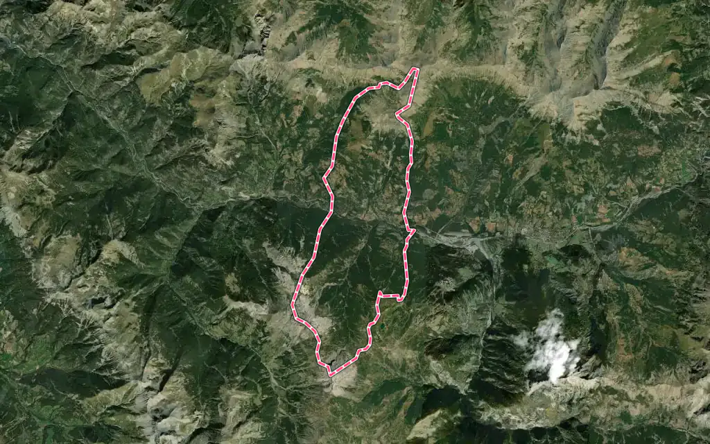 Vue satellite de Les Thuiles avec ses contours administratifs