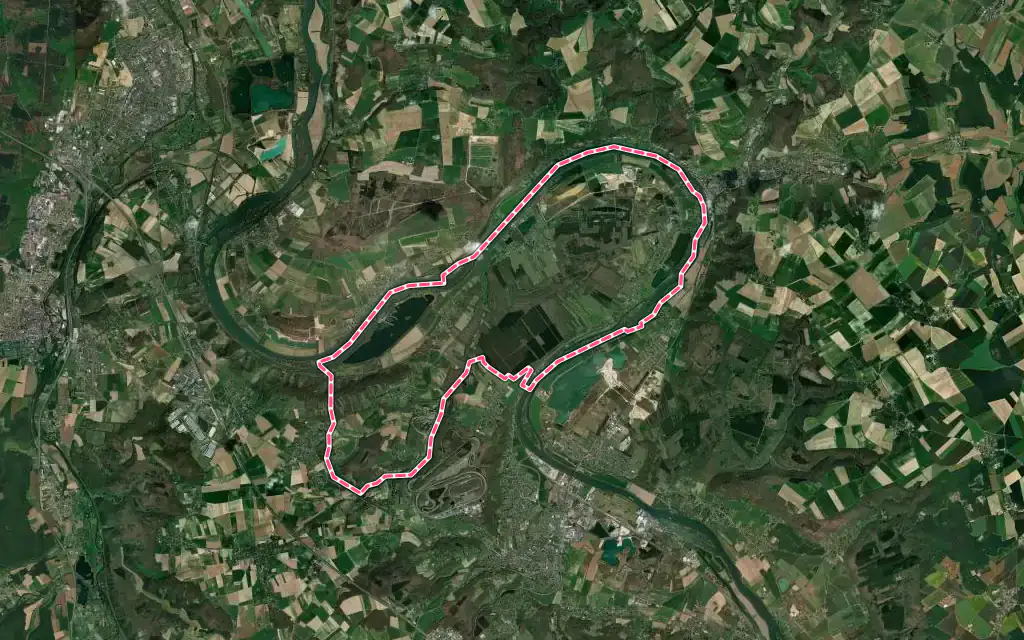 Vue satellite de Les Trois Lacs avec ses contours administratifs