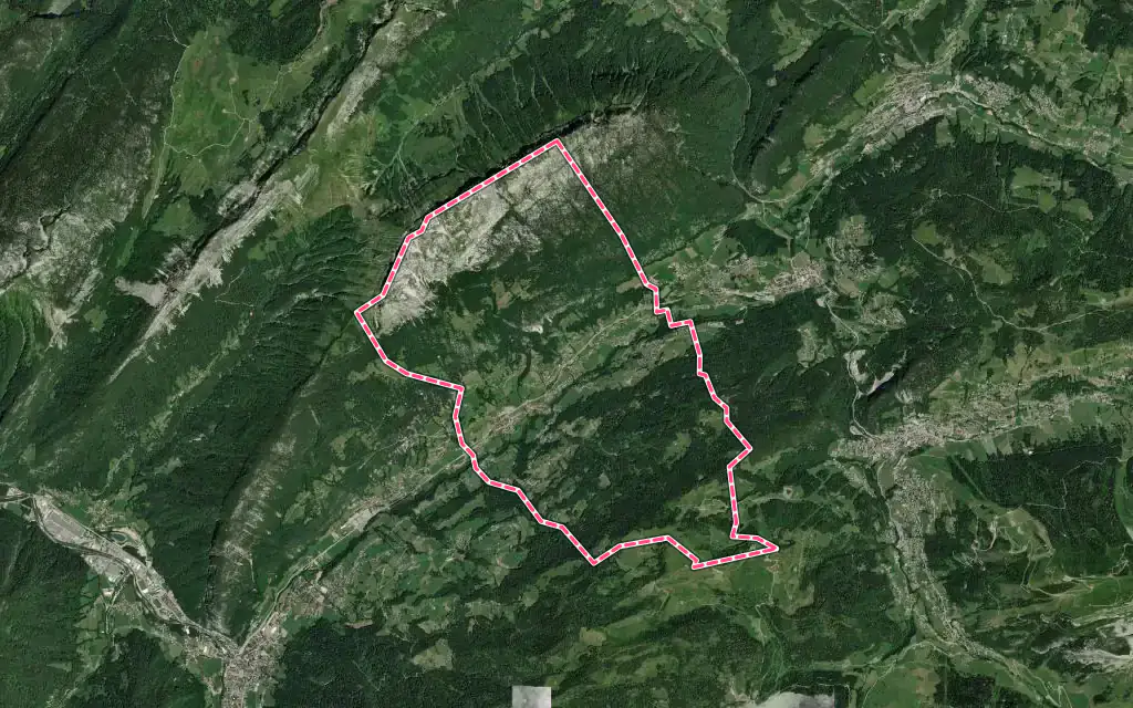 Vue satellite de Les Villards-sur-Thônes avec ses contours administratifs