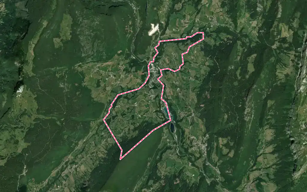 Vue satellite de Lescheraines avec ses contours administratifs